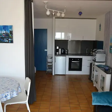 Studio/terrasse/jardinet 1 Mn A Pied Minimes * Ла-Рошель