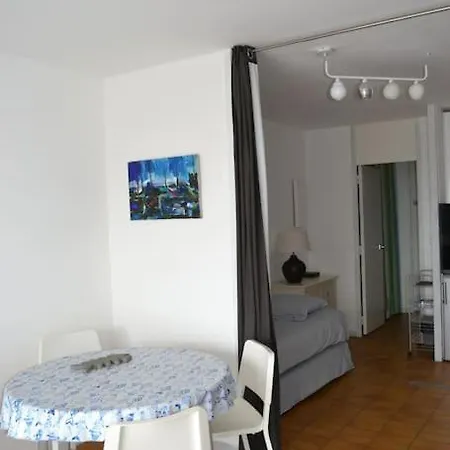 Studio/terrasse/jardinet 1 Mn A Pied Minimes *